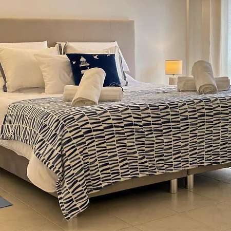 Homes Vibrant Ocean View Terraced With Swimming Pool 200 M To The Beaches Apartment *