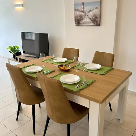 Homes Vibrant Ocean View Terraced With Swimming Pool 200 M To The Beaches *