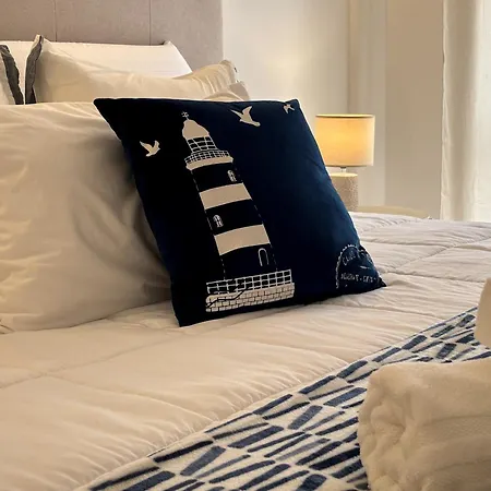 Homes Vibrant Ocean View Terraced With Swimming Pool 200 M To The Beaches Apartment