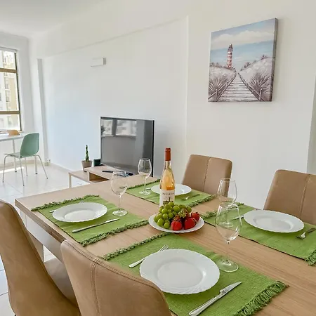 Homes Vibrant Ocean View Terraced With Swimming Pool 200 M To The Beaches *