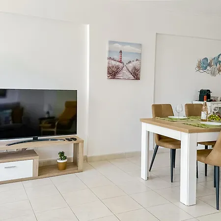 Homes Vibrant Ocean View Terraced With Swimming Pool 200 M To The Beaches Armação de Pêra