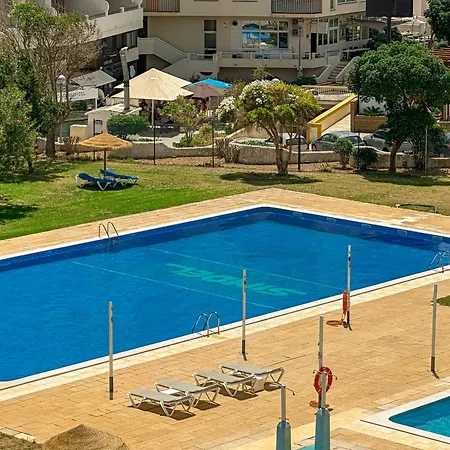 Homes Vibrant Ocean View Terraced With Swimming Pool 200 M To The Beaches Armacao de Pera