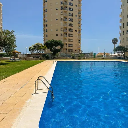 Homes Vibrant Ocean View Terraced With Swimming Pool 200 M To The Beaches * Armacao de Pera