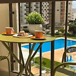 아파트 Homes Vibrant Ocean View Terraced With Swimming Pool 200 M To The Beaches Armação de Pêra
